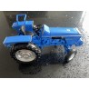 Tractor escala Kaidiwei azul 1:18 colección