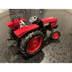 Tractor escala Kaidiwei rojo 1:18 colección