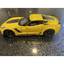Replica corvette Z06 2017 escala 1:24