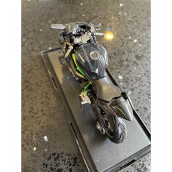 Moto Kawasaki Ninja H2R escala 1:18 colección