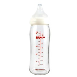 Mamadera de Vidrio 240ml Pigeon SoftTouch