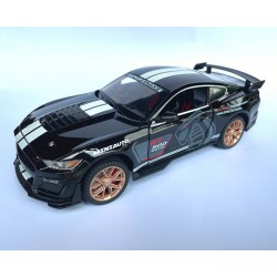 Ford Mustang Shelby GT500 escala 1:24 negro