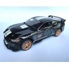 Ford Mustang Shelby GT500 escala 1:24 negro