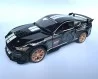 Ford Mustang Shelby GT500 escala 1:24 negro