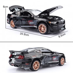 Ford Mustang Shelby GT500 escala 1:24 negro
