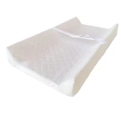 Cómoda y Mudador Madeline Delta Children