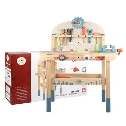 Mesa de trabajo con herramientas